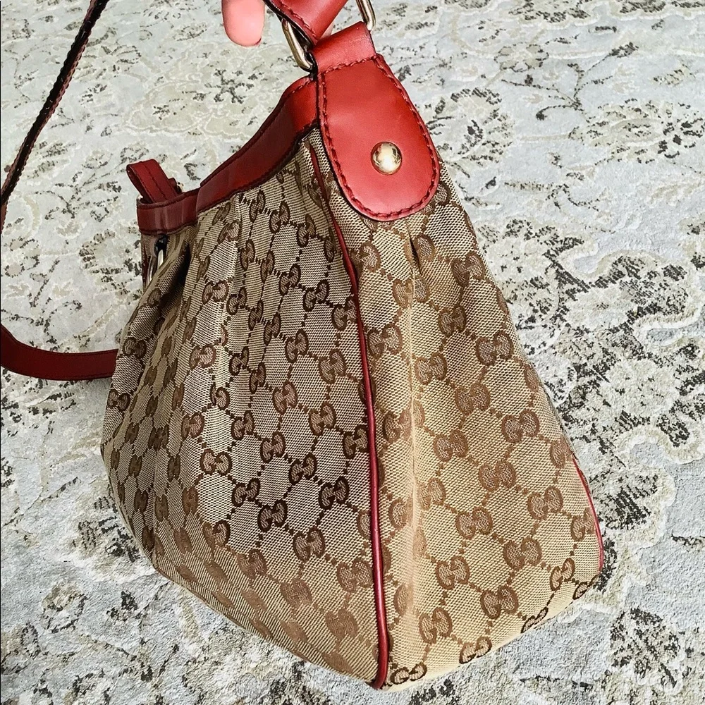 GUCCI canvas GG monogram shoulder bag 🌻 - Picture 4 of 16
